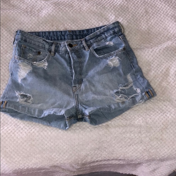 Denim ripped shorts - Picture 2 of 4